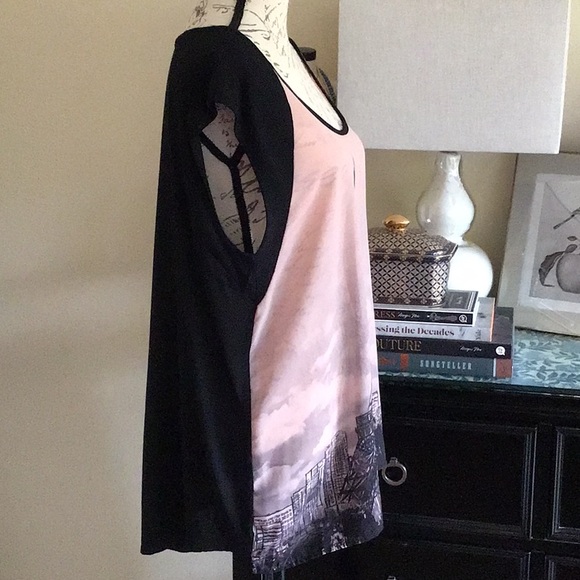 Forever 21 Plus Eiffel Tower Sheer Front Blouse - Picture 3 of 7